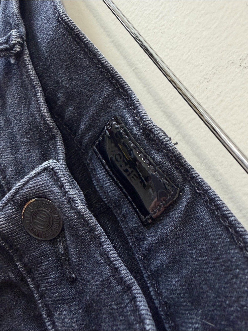 Mother The Weekender Jeans in 'Deep End' Wash - Picture 6 of 13